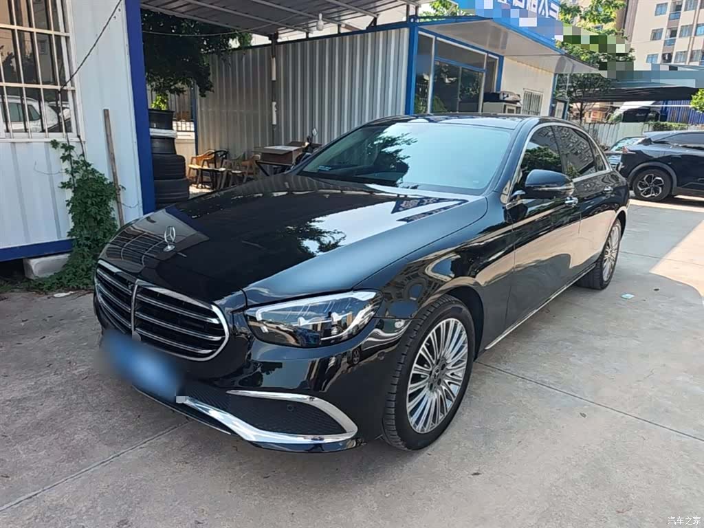 Mercedes-Benz E-Class, 2023 1