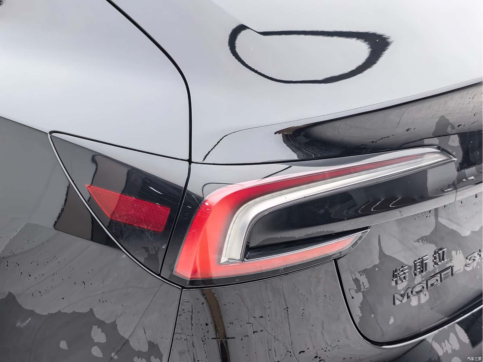 Tesla Model 3, 2025 7