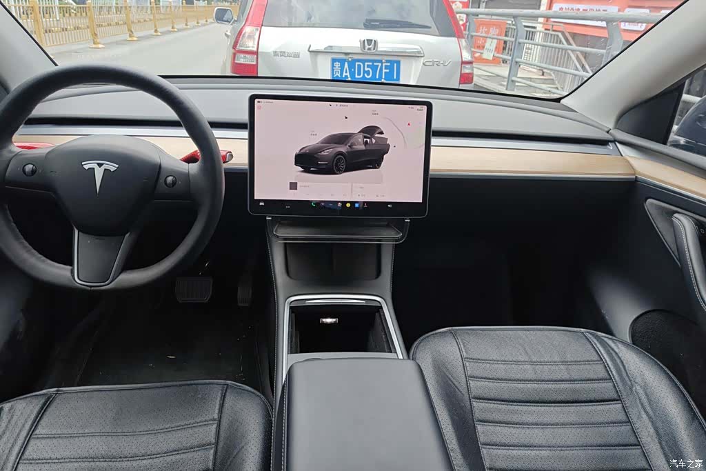 Tesla Model Y, 2022 12