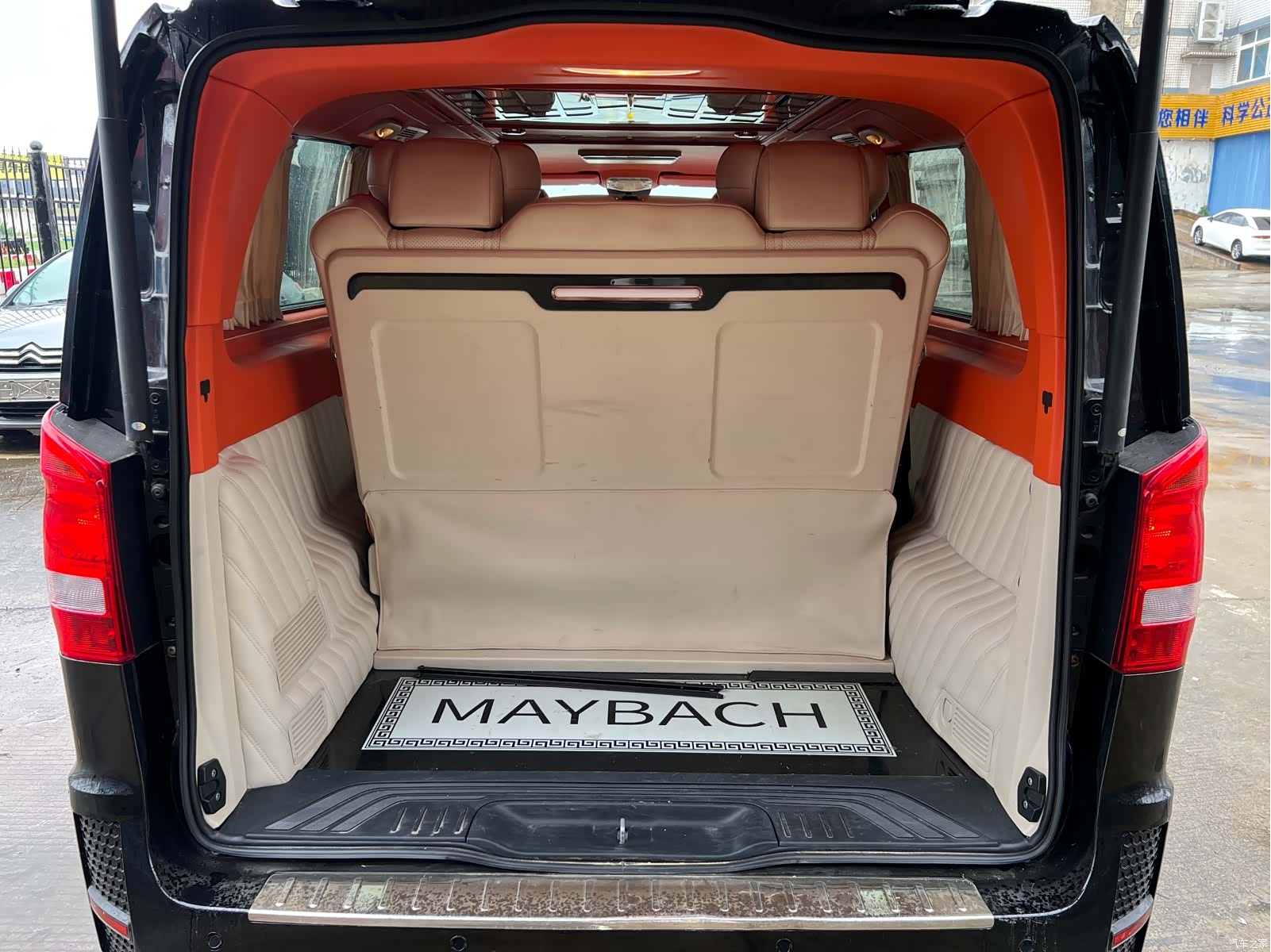Mercedes-Benz 7, 2021 24