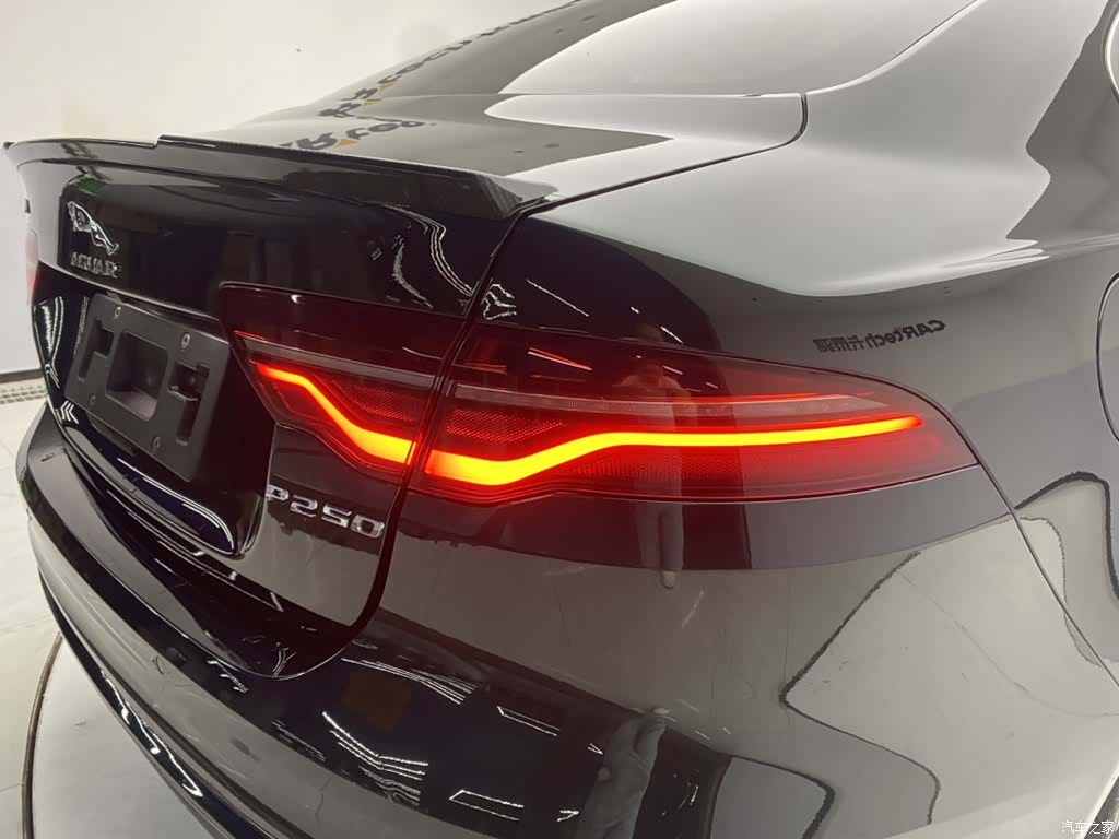 Land Rover XEL, 2023 10