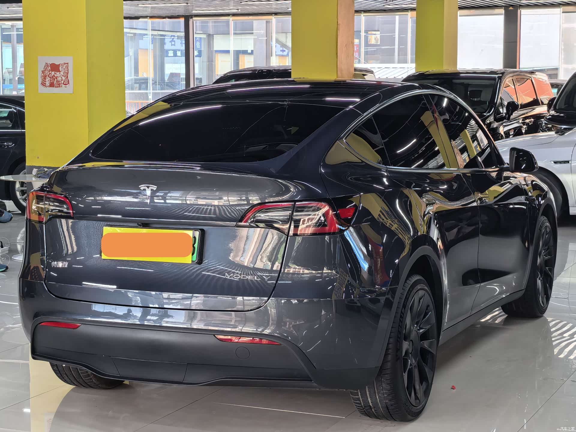 Tesla Model Y, 2024 16