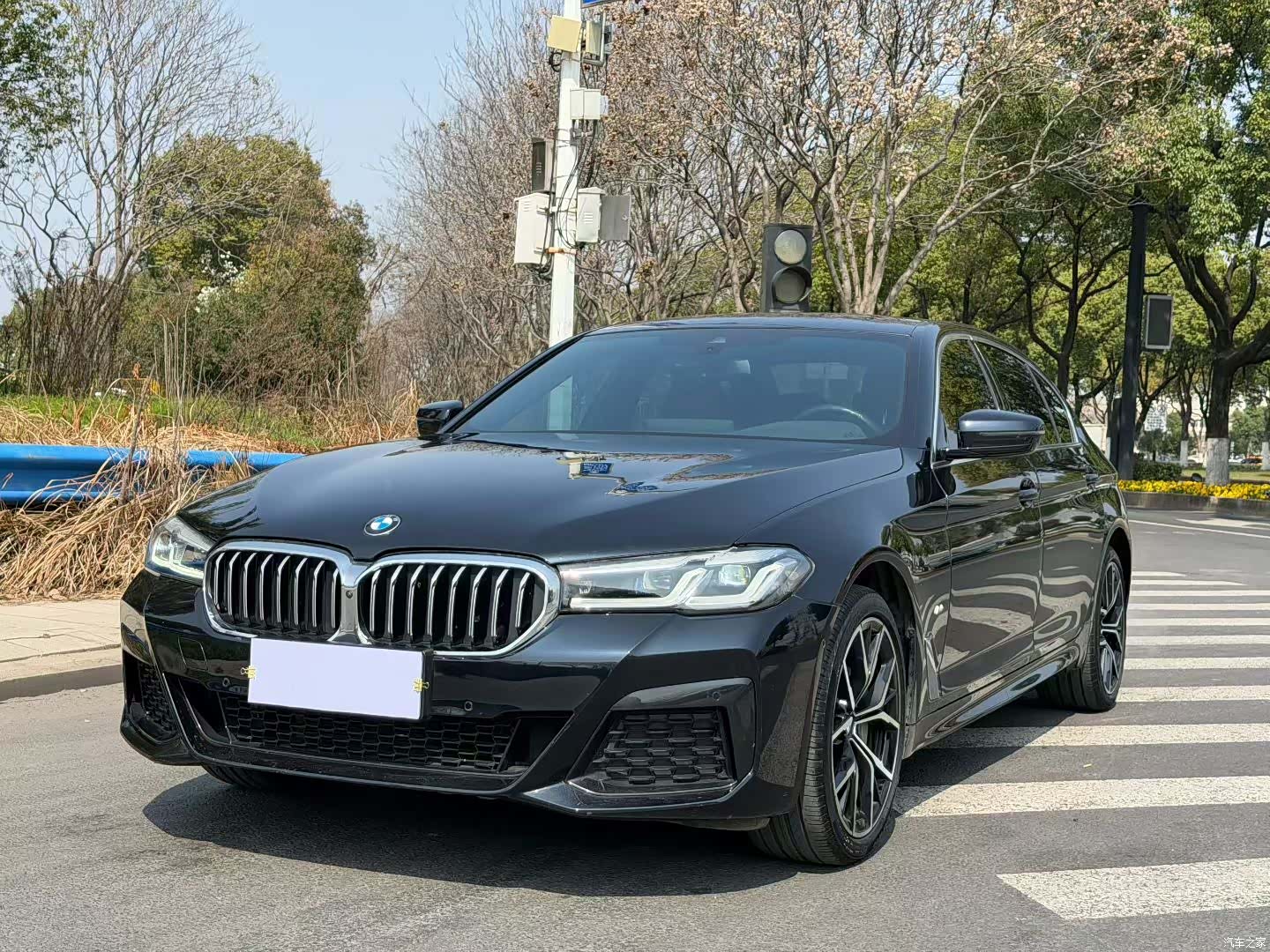 BMW 5 Series, 2022 1