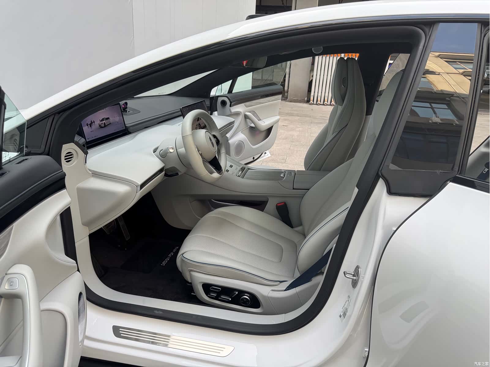 Luxeed S7, 2025 8