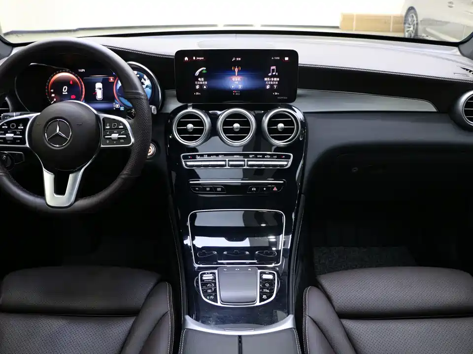 Mercedes-Benz GLC Mercedes-Benz GLC