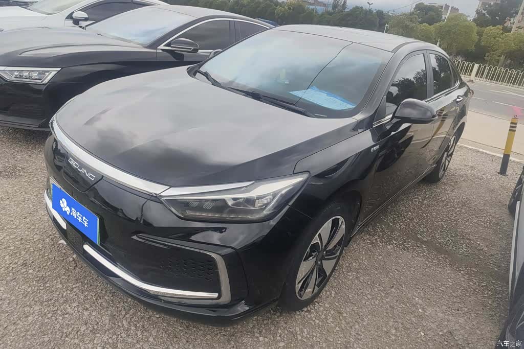 BAIC EU7, 2022 1
