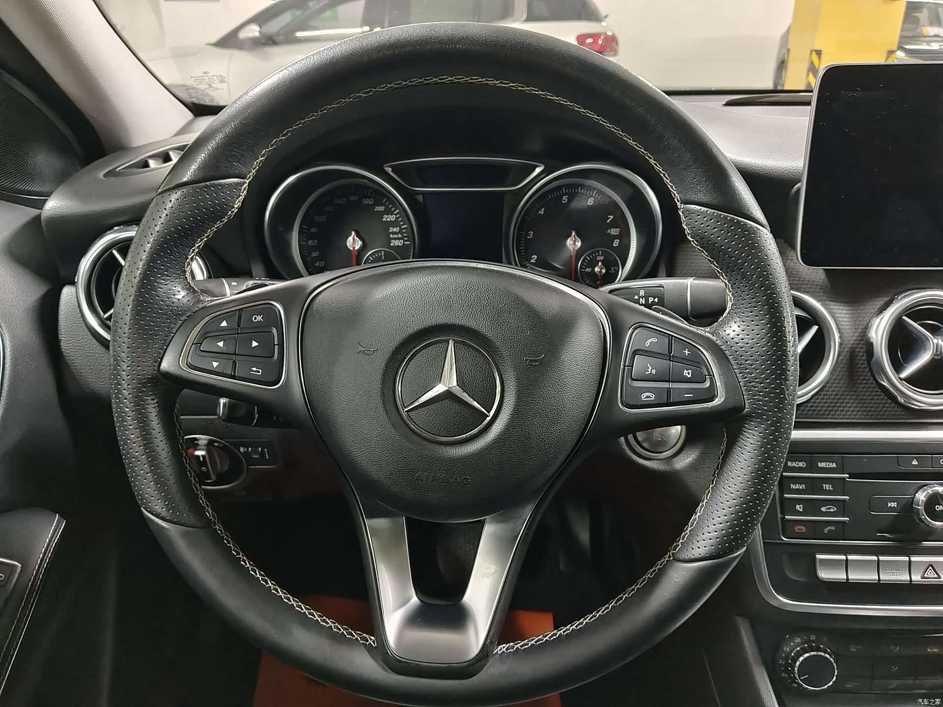 Mercedes-Benz GLA, 2017 14