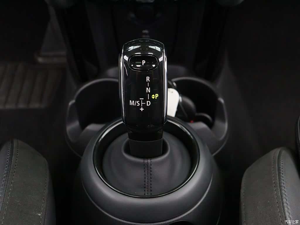 Mini Cooper, 2022 18