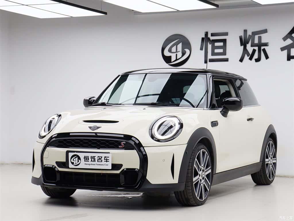 Mini Cooper, 2022 32