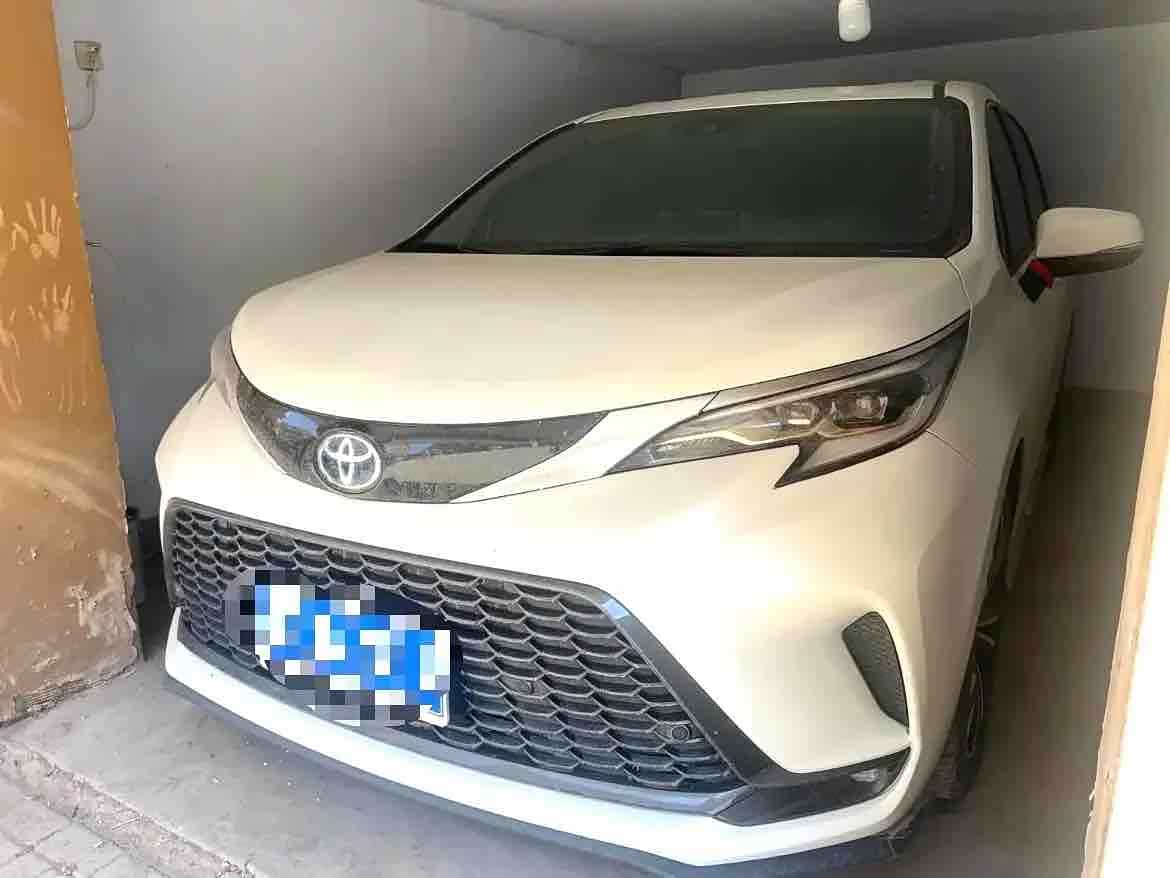 Toyota Granvia, 2023 2