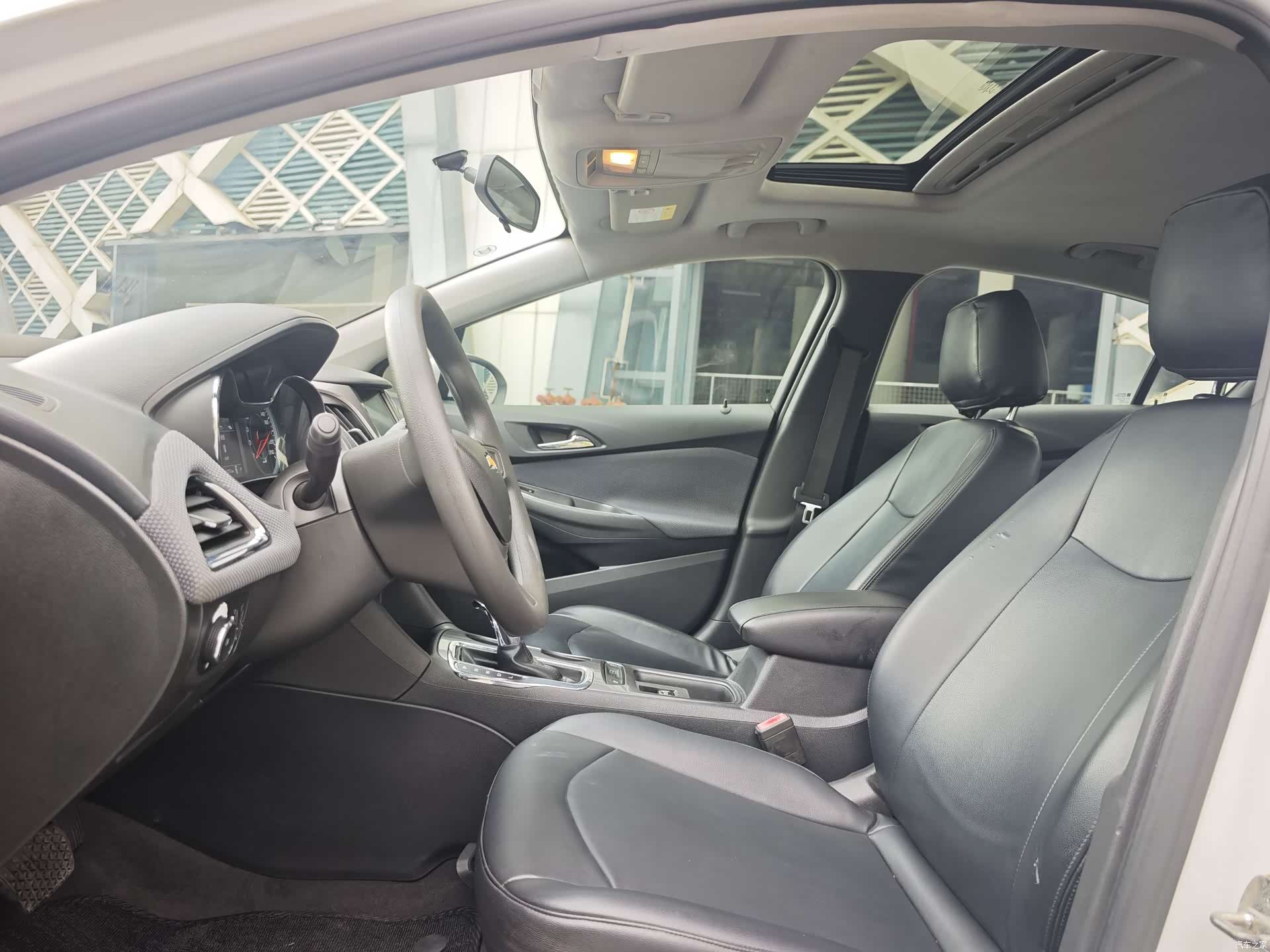 Chevrolet 320, 2017 14
