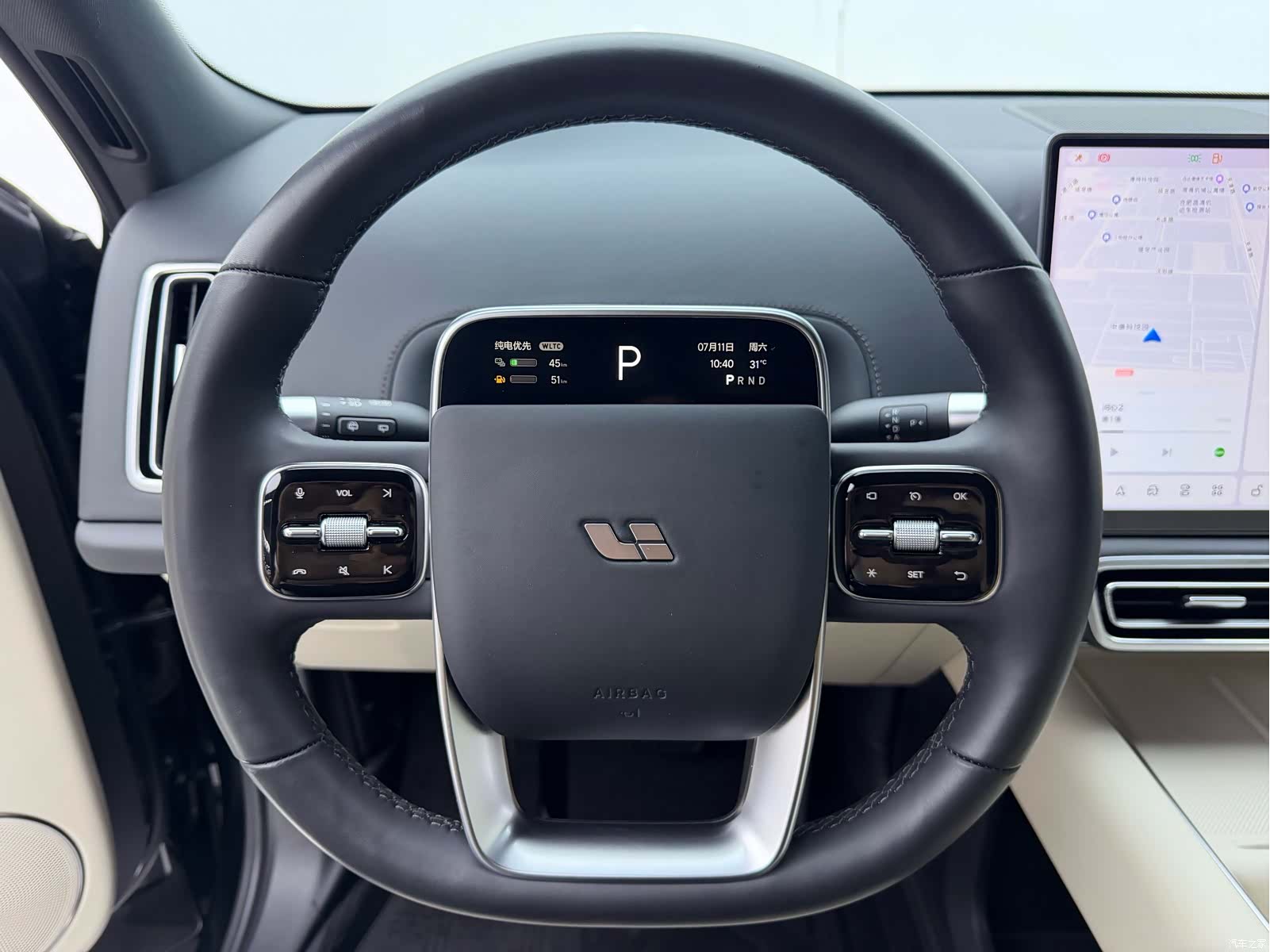Li Auto L9, 2023 7