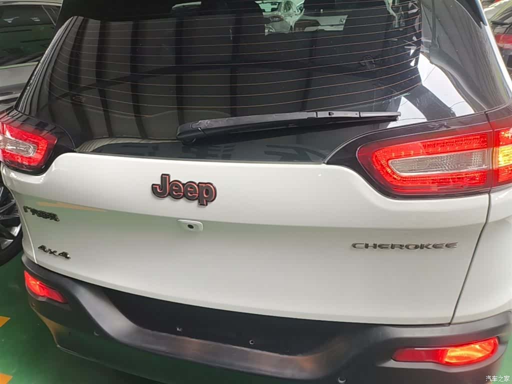 Jeep Cherokee, 2016 6
