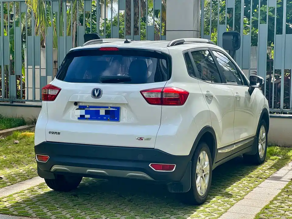Changan CS15