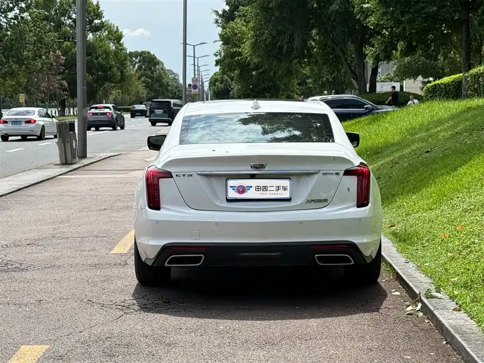 Cadillac CT5