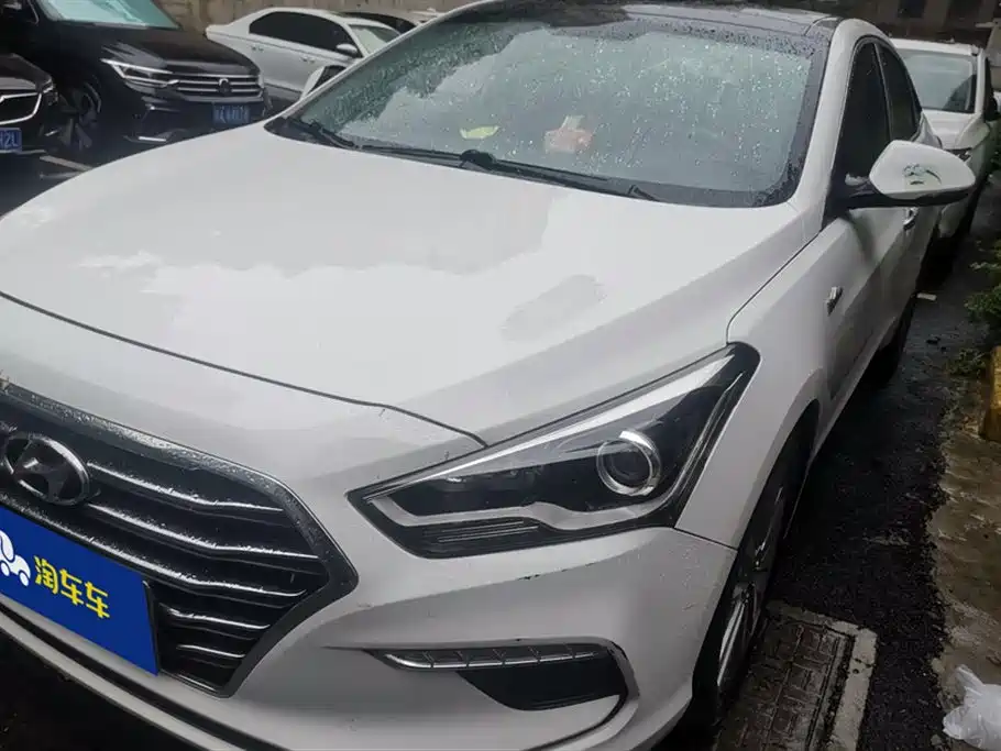 Hyundai Name picture