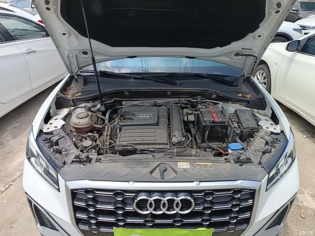 Audi Q2L, 2023 20