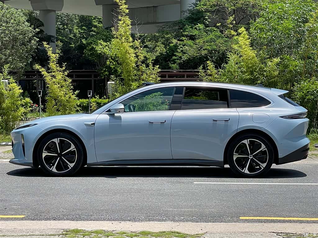 NIO ET5, 2024 6