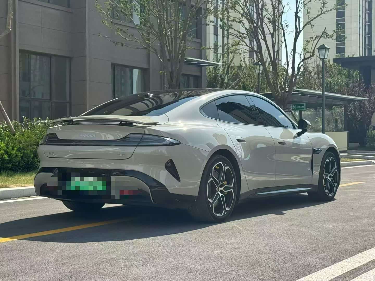 Xiaomi SU7, 2025 7