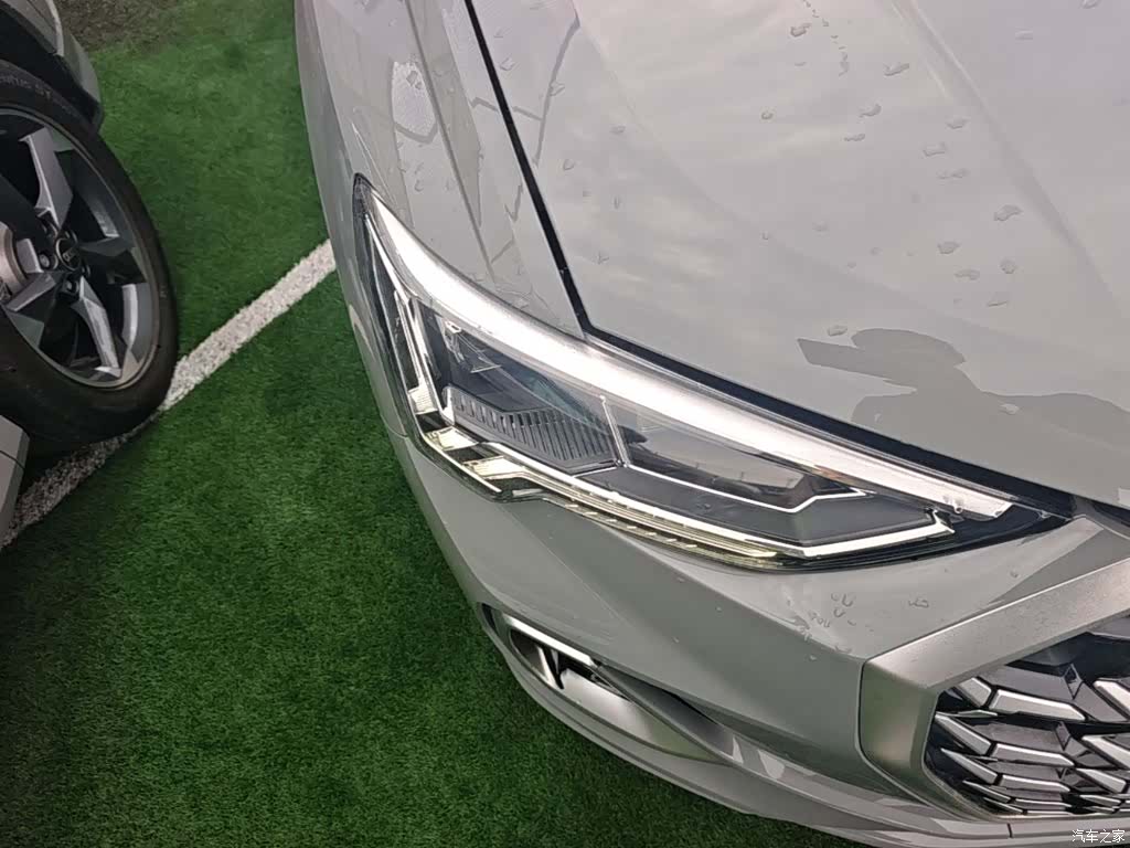 Audi Q3, 2024 13