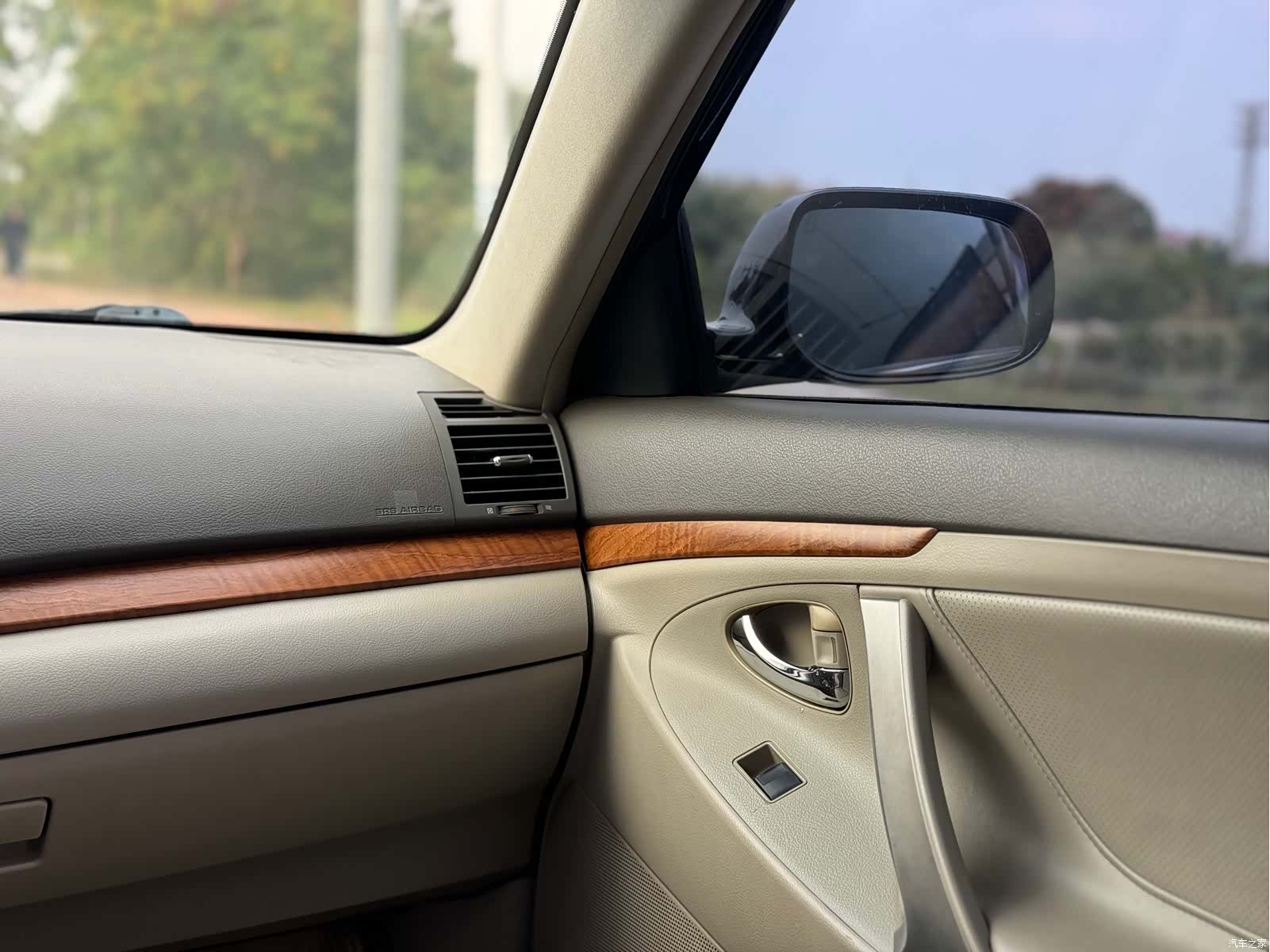 Toyota Camry, 2011 19