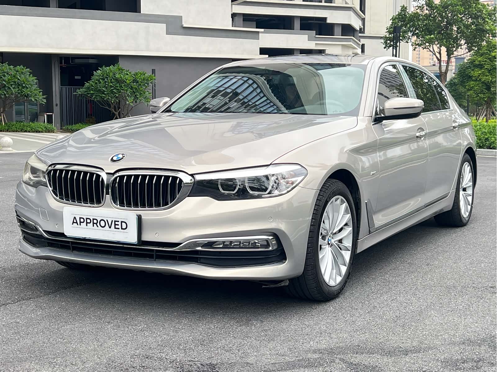 BMW 5 Series, 2017 1