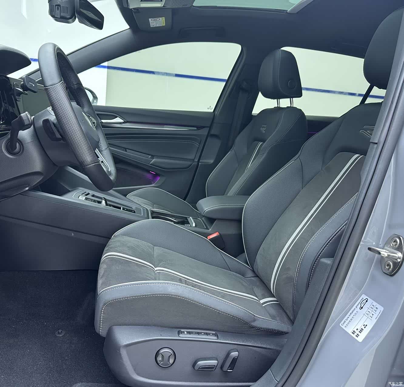 Volkswagen Golf, 2022 7