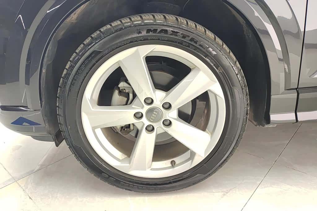 Audi Q2L, 2021 6