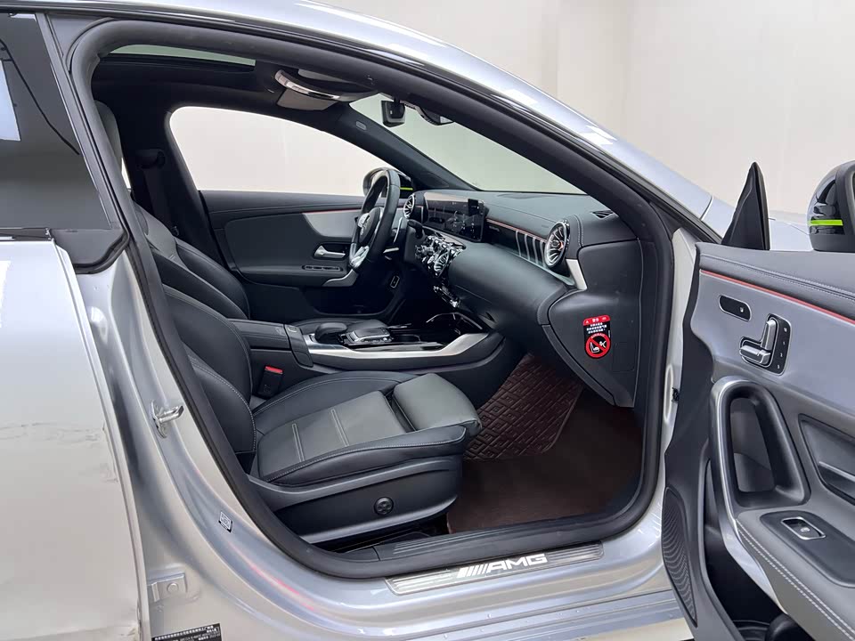 Mercedes-Benz CLA AMG