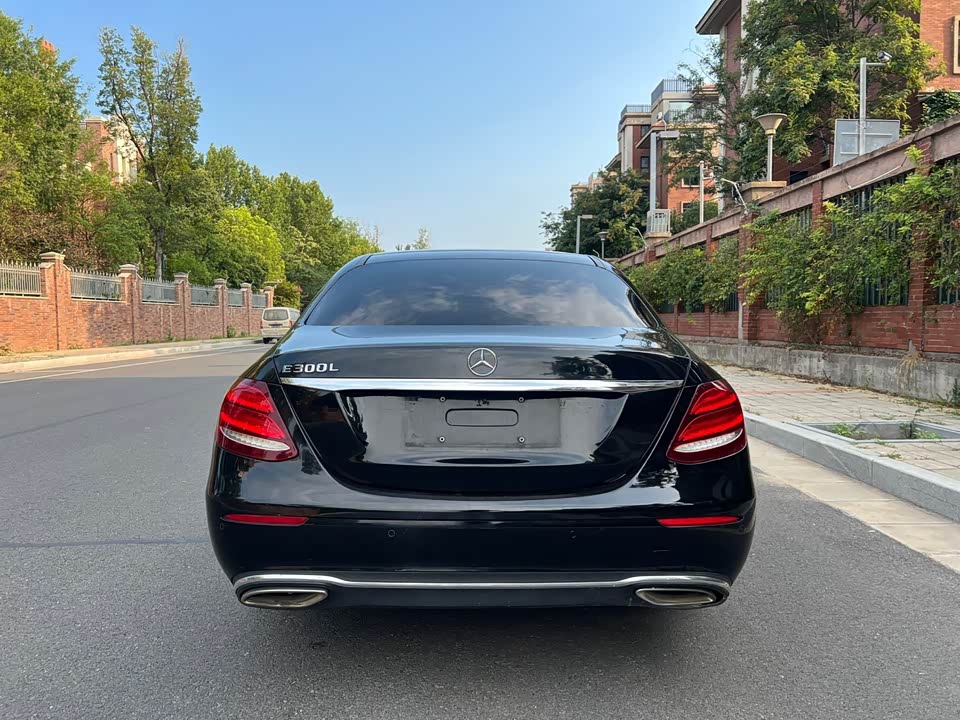 Mercedes-Benz E-class Mercedes-Benz E-class