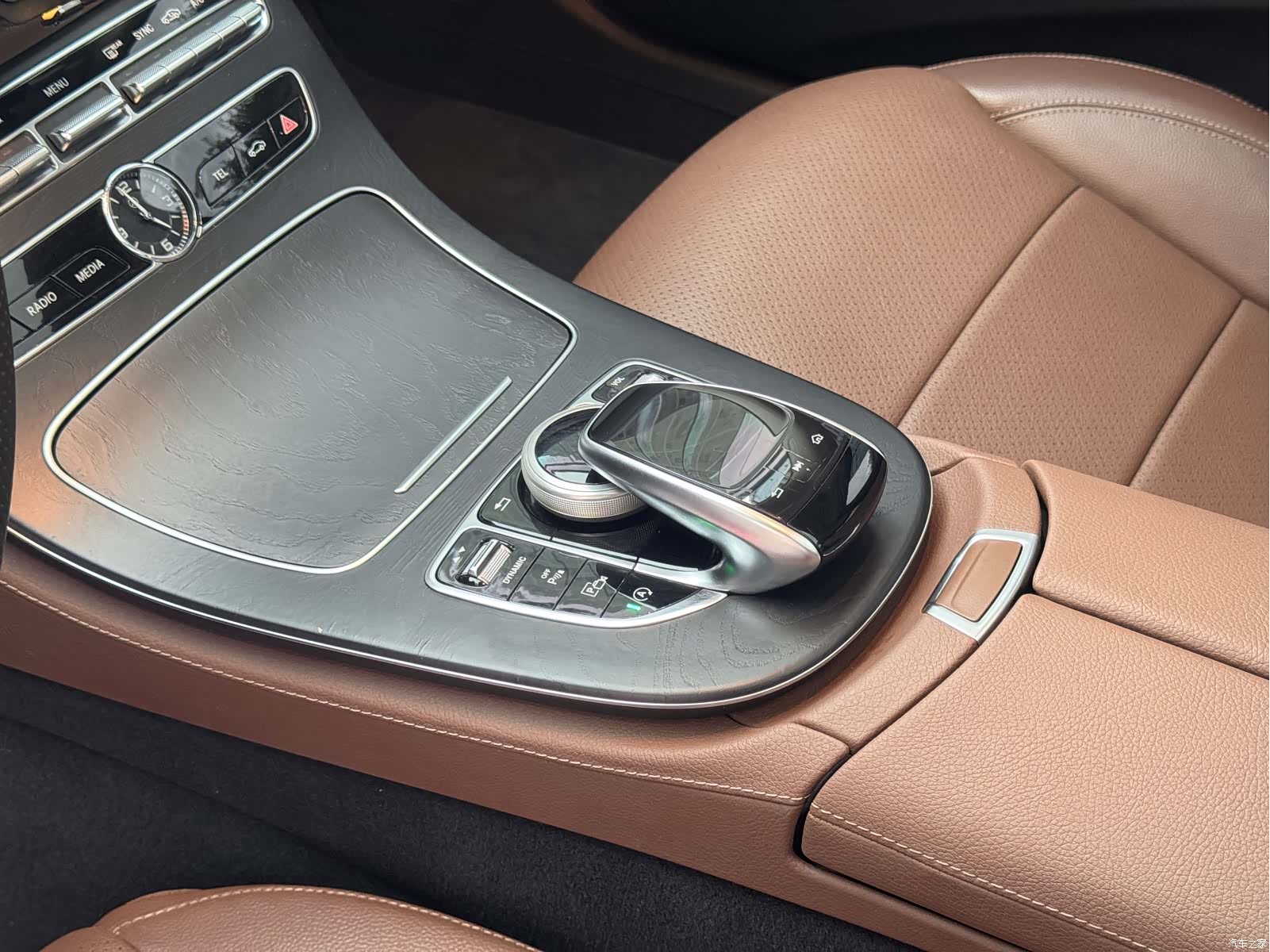 Mercedes-Benz E-Class, 2018 12