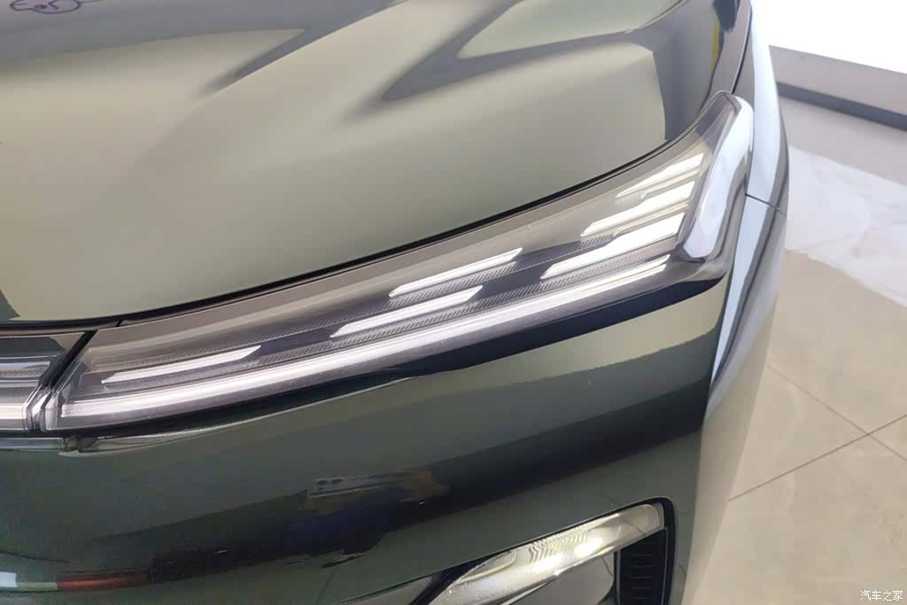 Geely 7, 2025 все фото