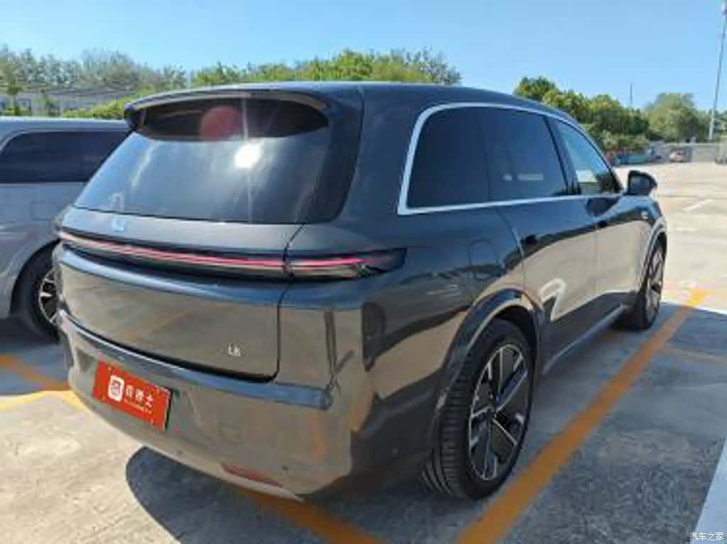 Li Auto L8, 2025 все фото