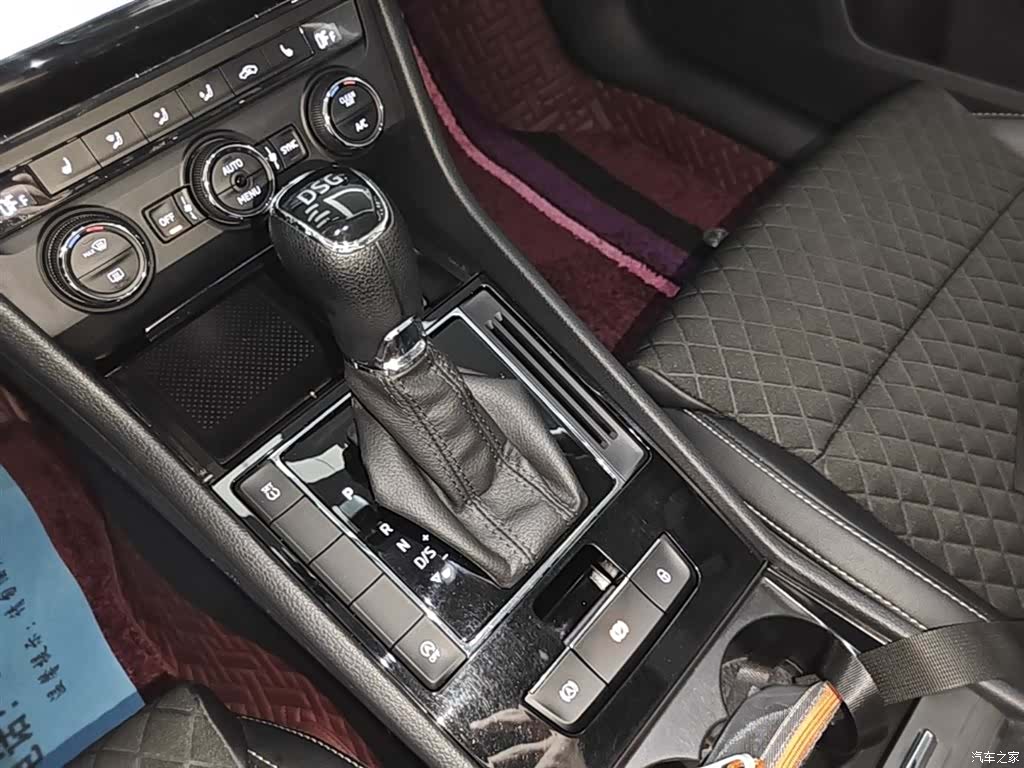 Skoda Superb, 2019 14