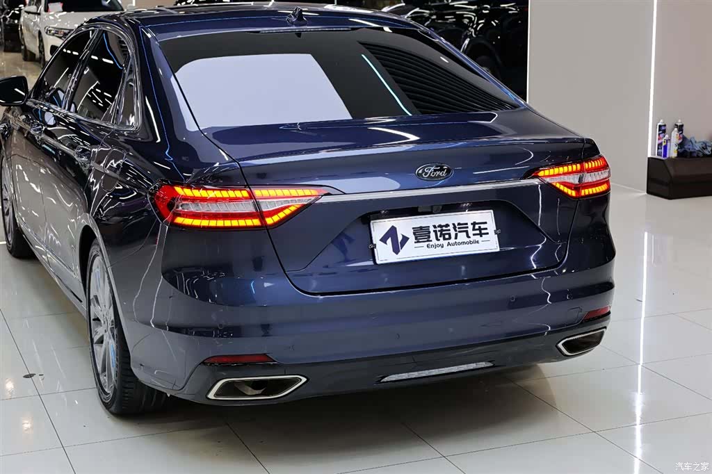 Ford Taurus, 2022 6