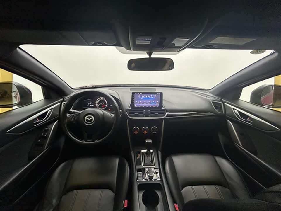 Mazda CX-4