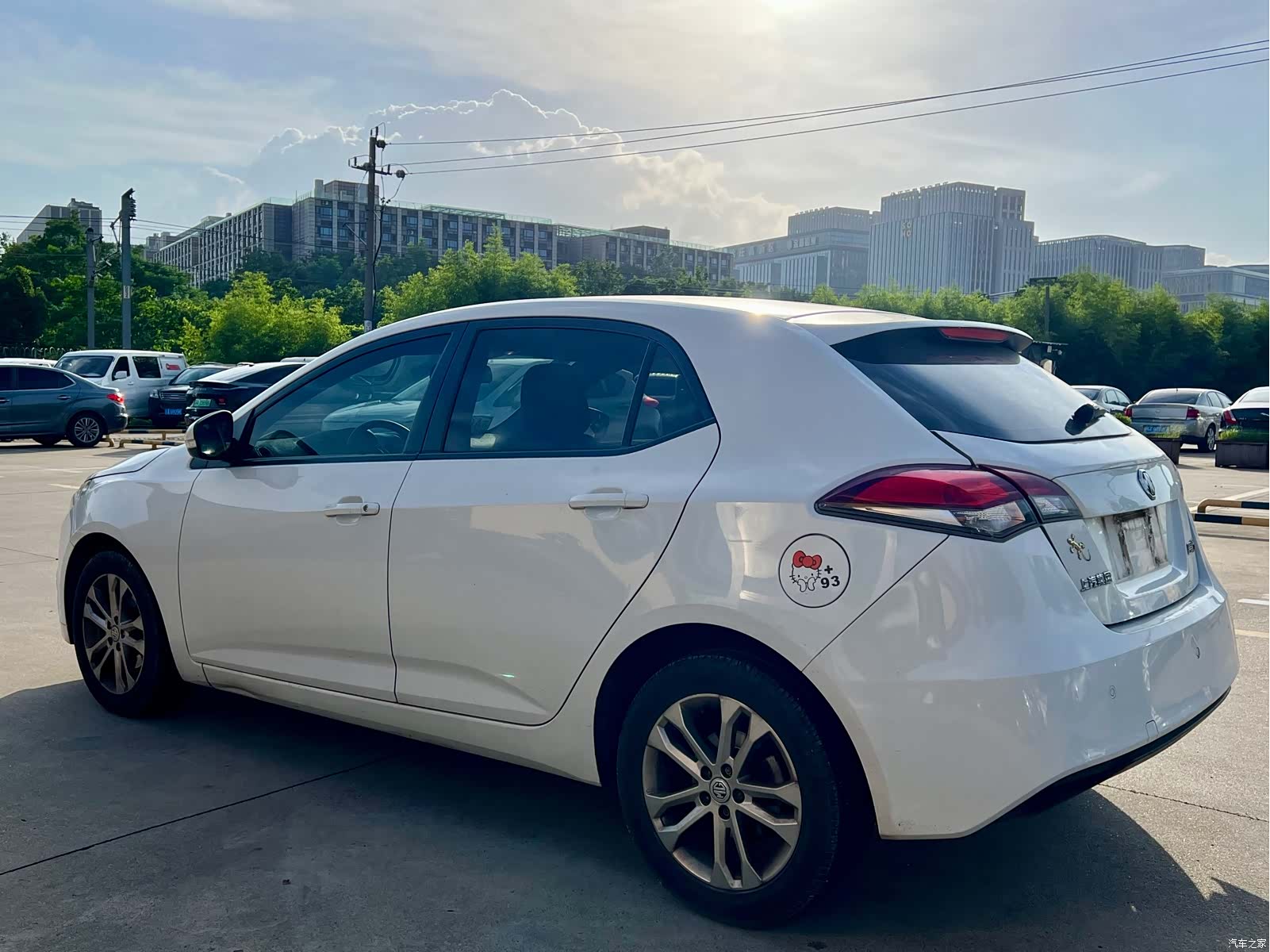 MG MG5, 2013 12