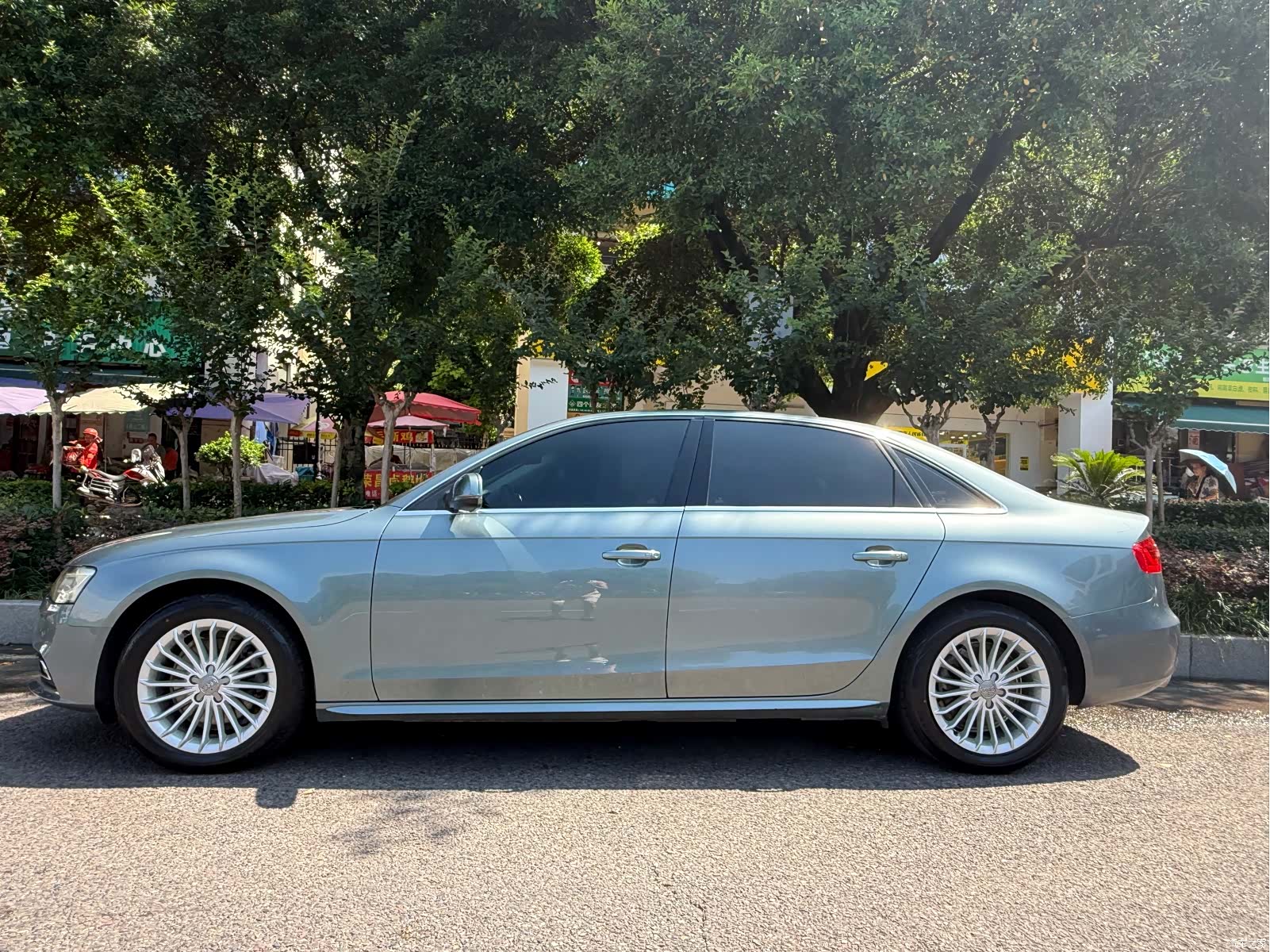 Audi A4L, 2014 7