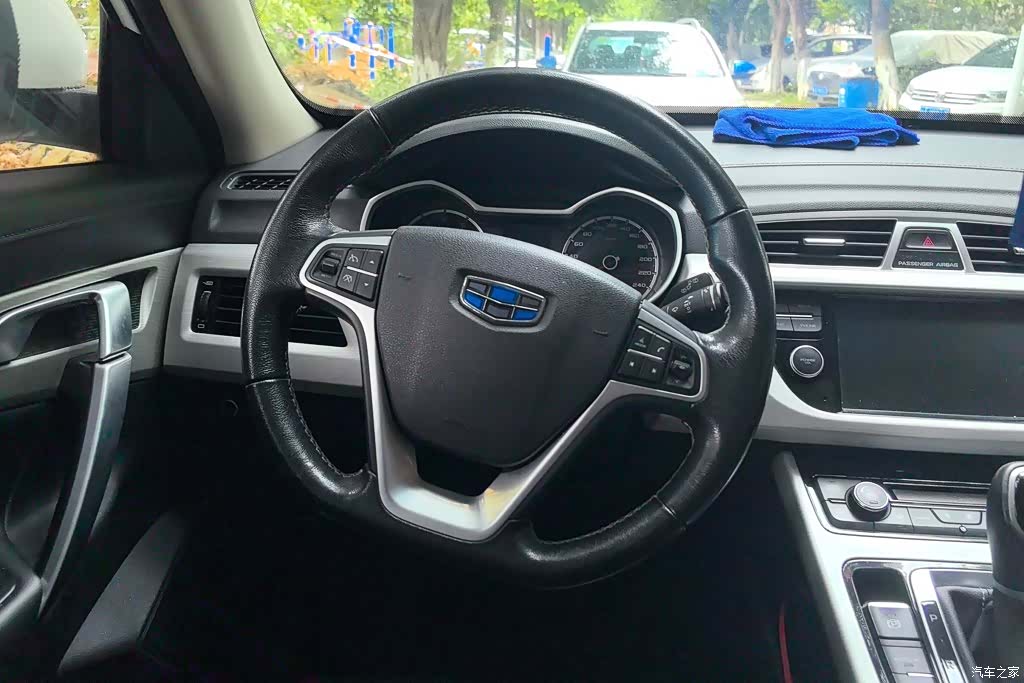 Geely Boyue, 2018 15