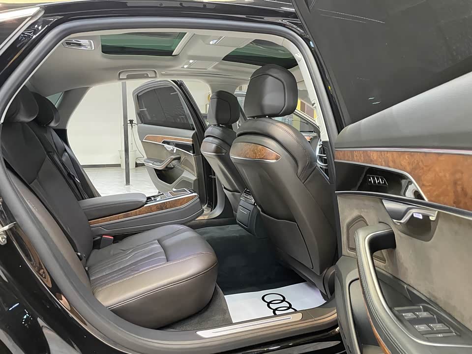 Audi A8 Audi A8