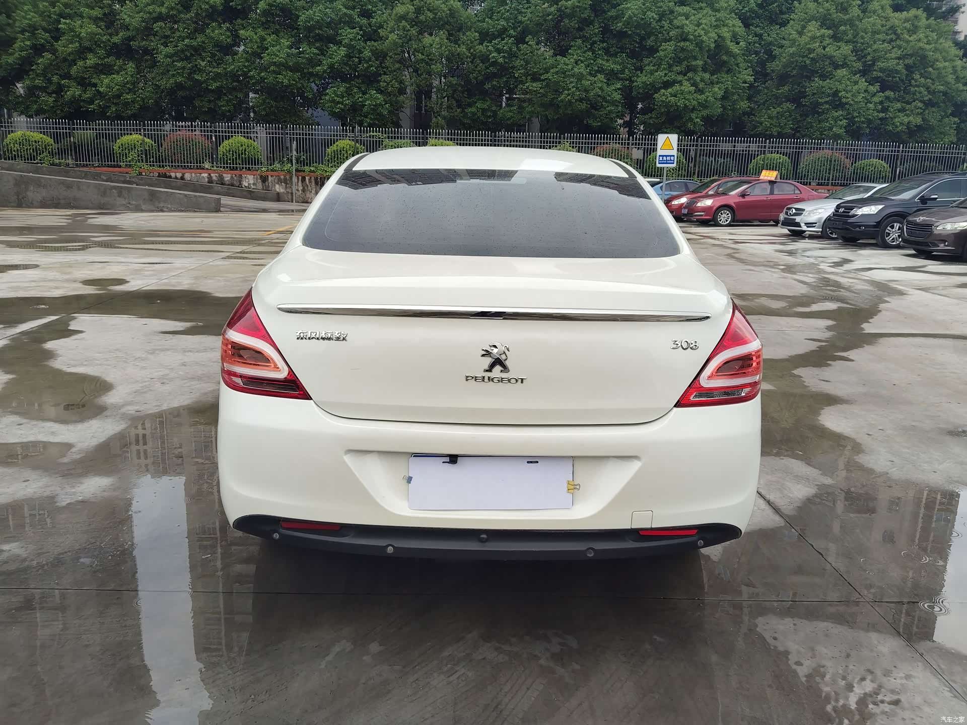 Peugeot 308, 2015 10