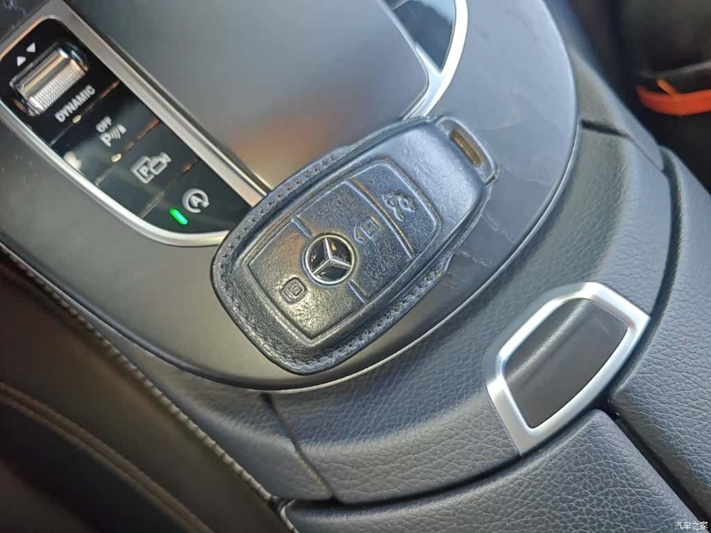 Mercedes-Benz E-Class, 2019 9