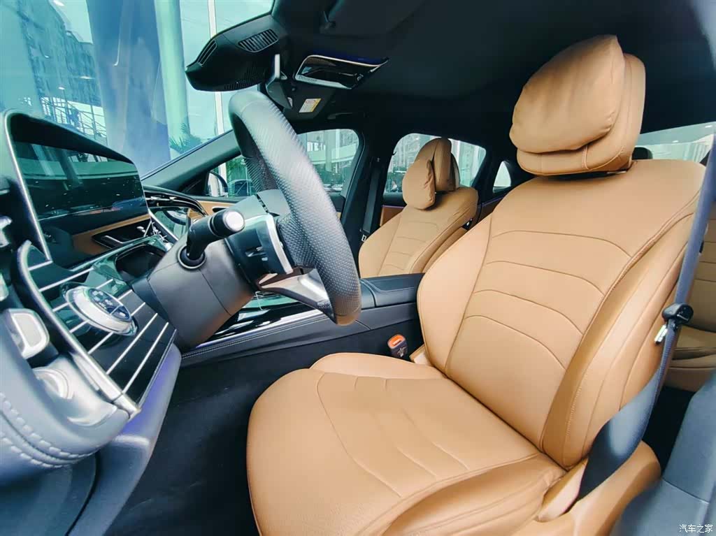 Mercedes-Benz E-Class, 2024 11