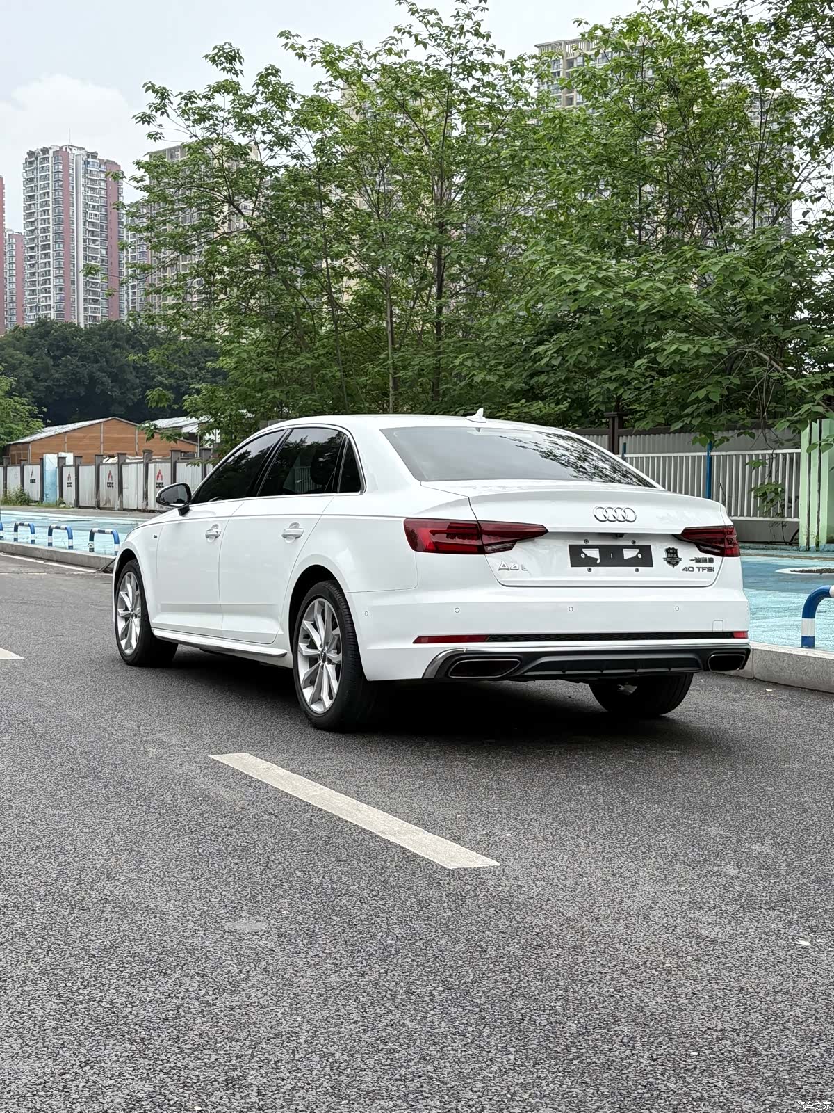 Audi A4L, 2019 7