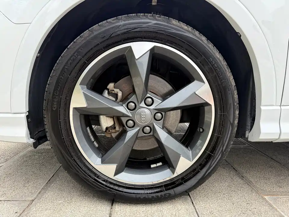 Audi Q3 Audi Q3