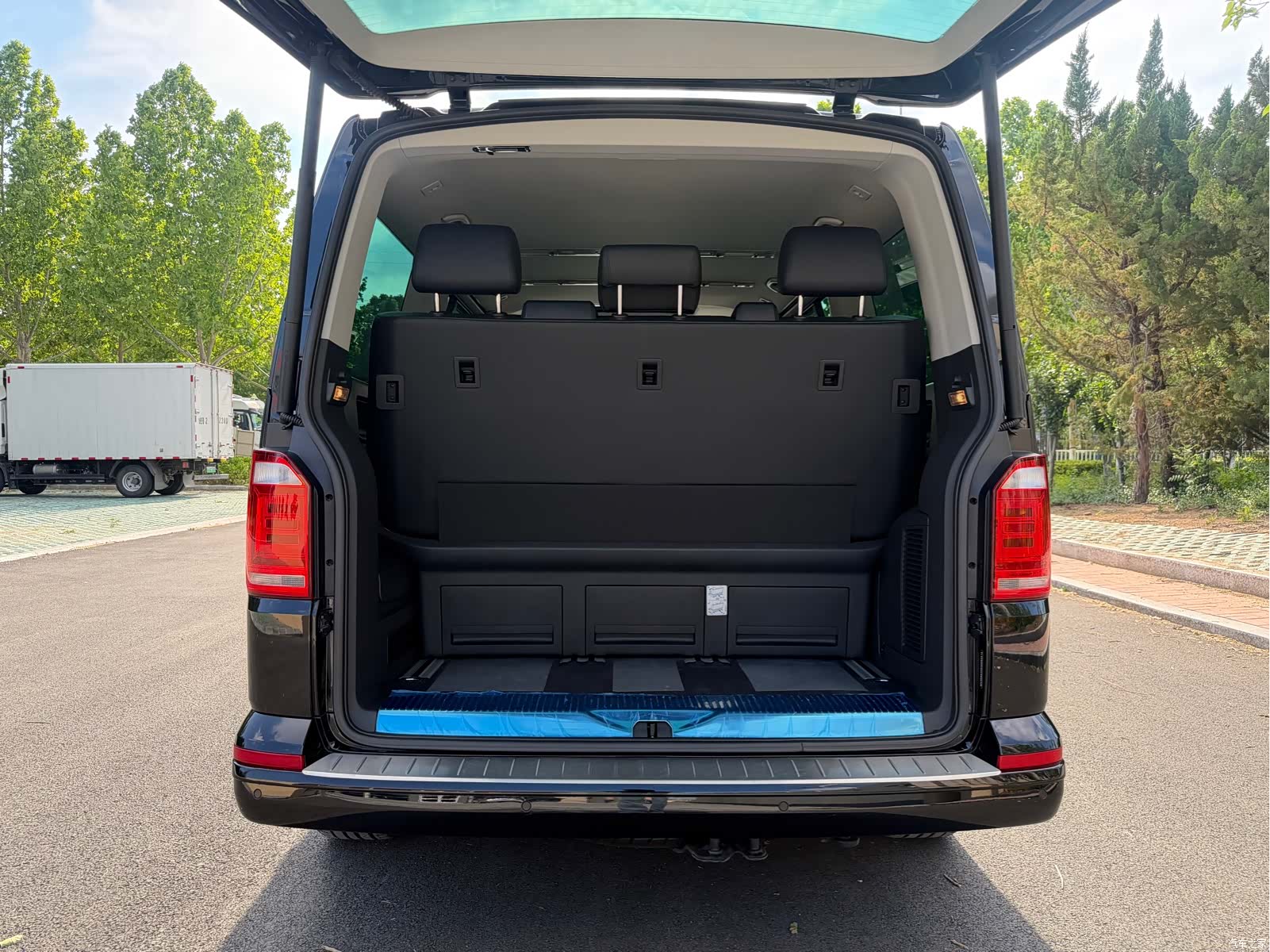 Volkswagen 7, 2017 29
