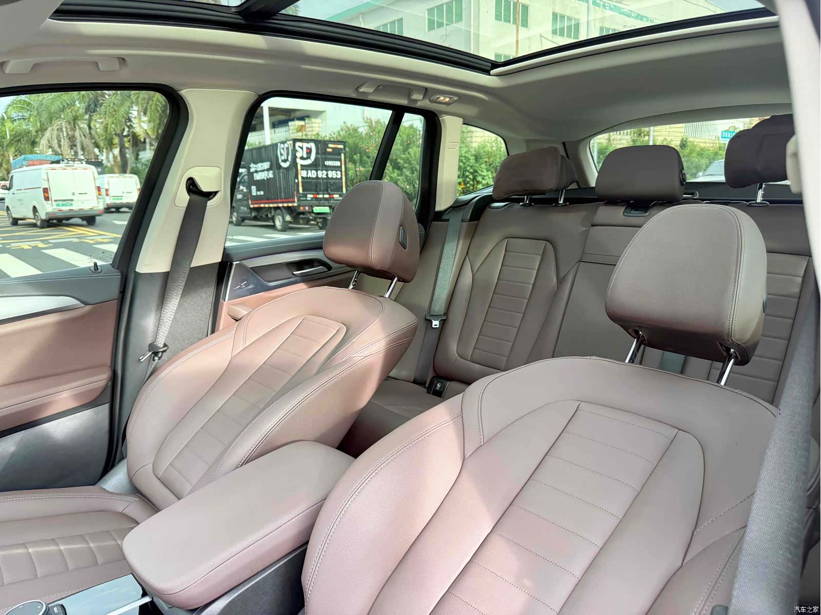 BMW iX3, 2021 13