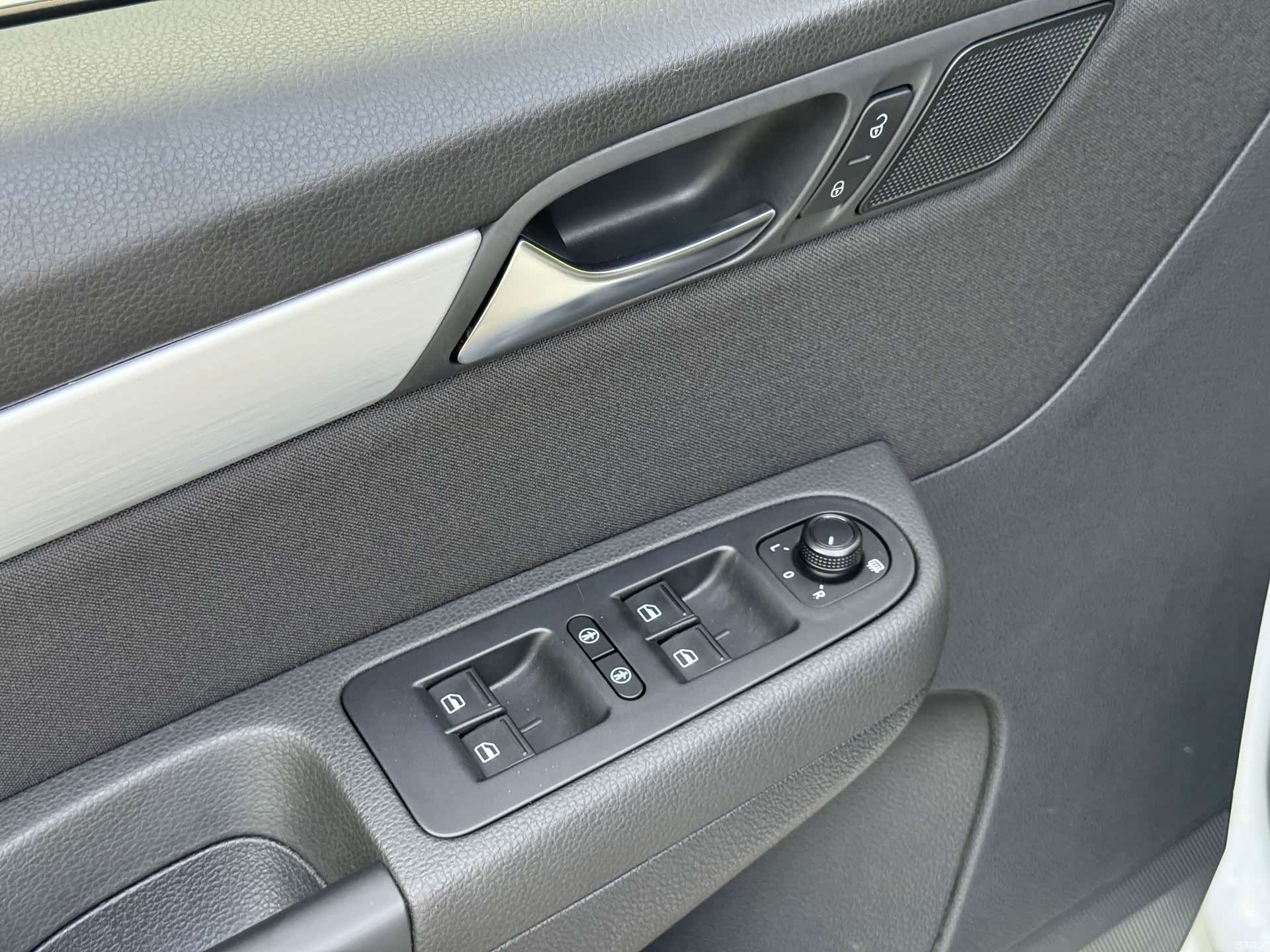 Volkswagen Xia, 2017 6