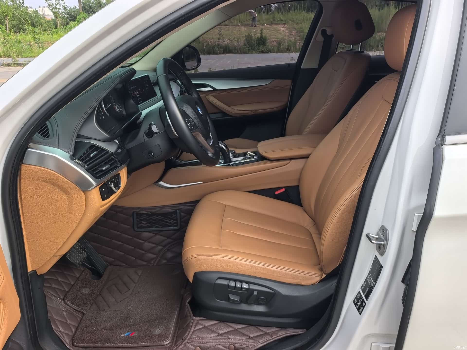 BMW X6, 2018 8