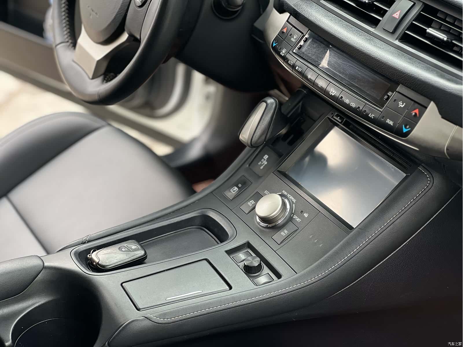 Lexus CT, 2014 7